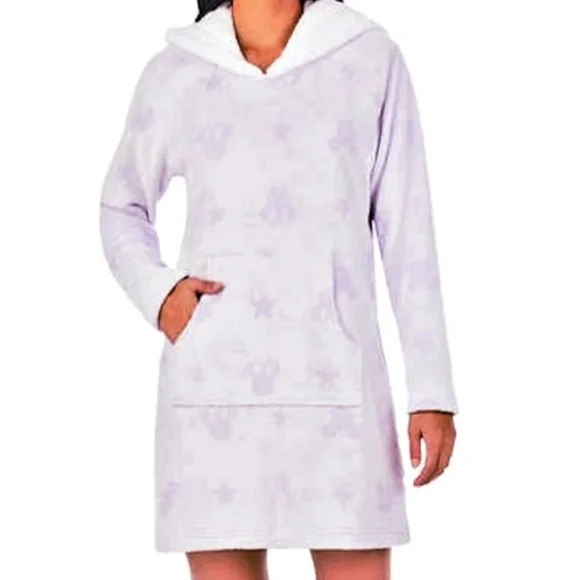 DISNEY Lounger with hood, LARGE, NWT - Picture 8 of 9